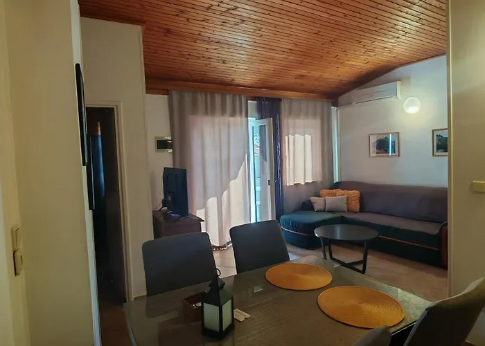 Апартаменты Marin Тисно